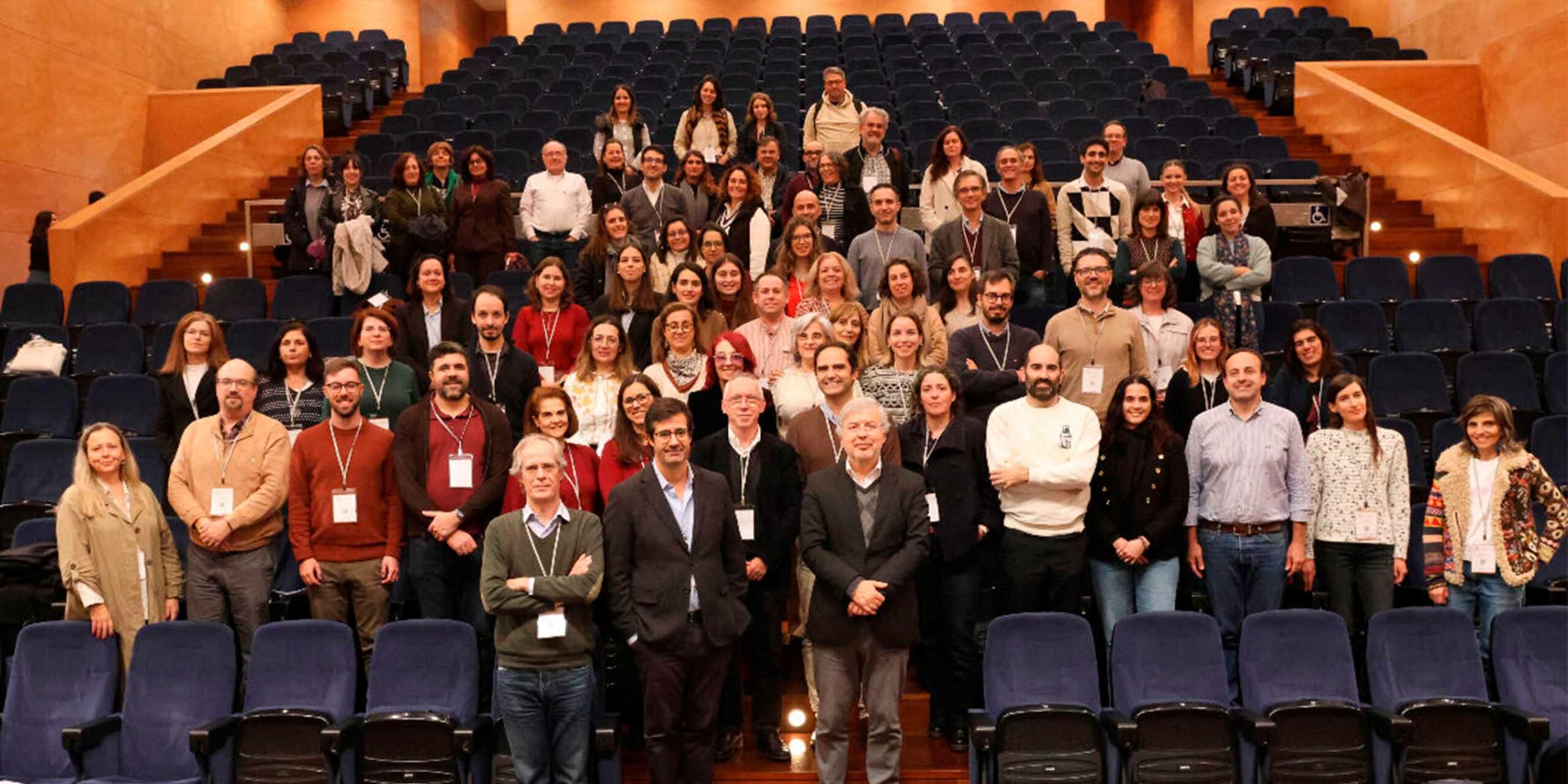 Fotografia com os participantes do Fórum GDI